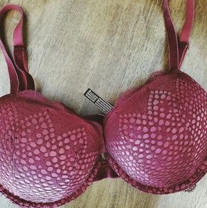 🔥Victoria's Secret Cranberry Red Very Sexy Pushup